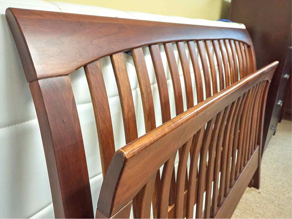 Ethan Allen Cherry  American Impressions  Queen Bed