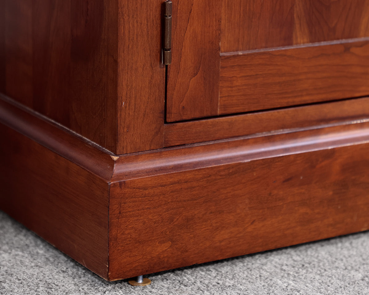 Ethan Allen American Impressions 2 Piece Cherry China Cabinet