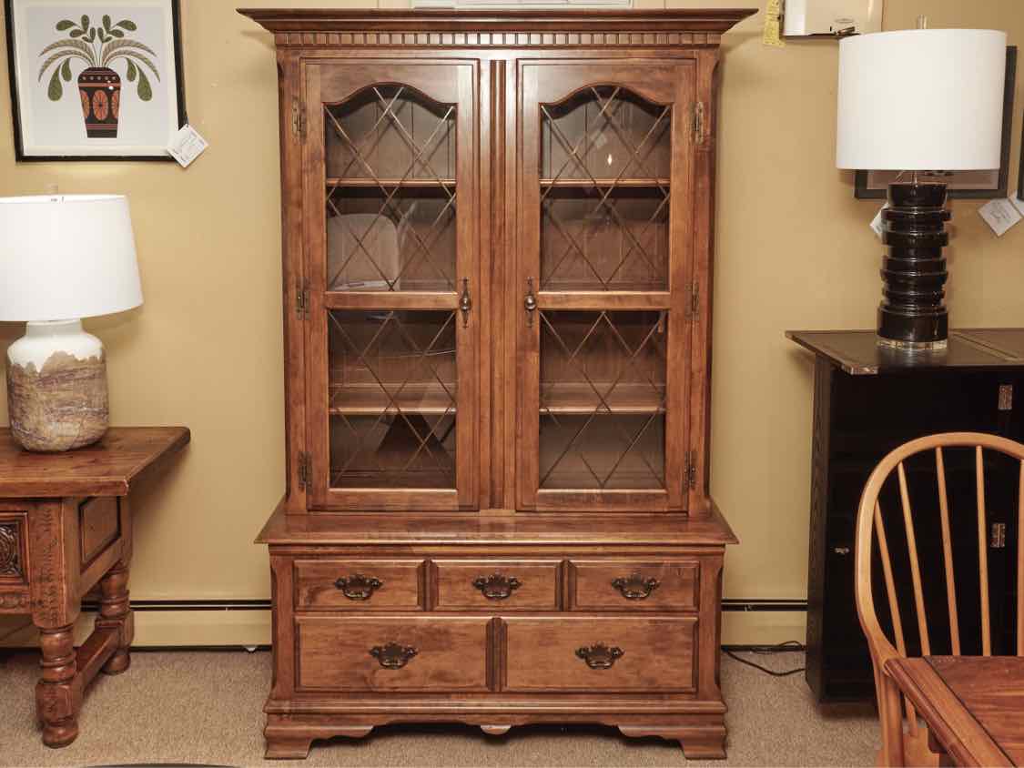 Heywood Wakefield Maple 2 Glass Door 2 Drawer 4 Shelf China
