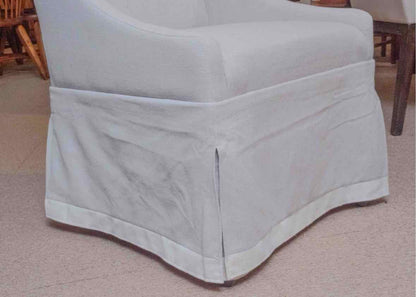 Set of 6 Universal Furniture Dining Chairs with Linen Upholstery