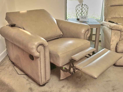 Ethan Allen 'Conor Sherwood Tan' Leather  Power  Recliner