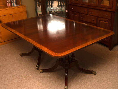 Baker 'Charleston Collection ' Mahogany Double Pedestal  Dining Table