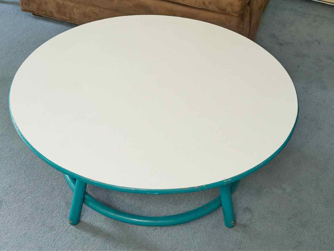 White Laminate Top With Green Painted Legs Round  Cocktail Table
