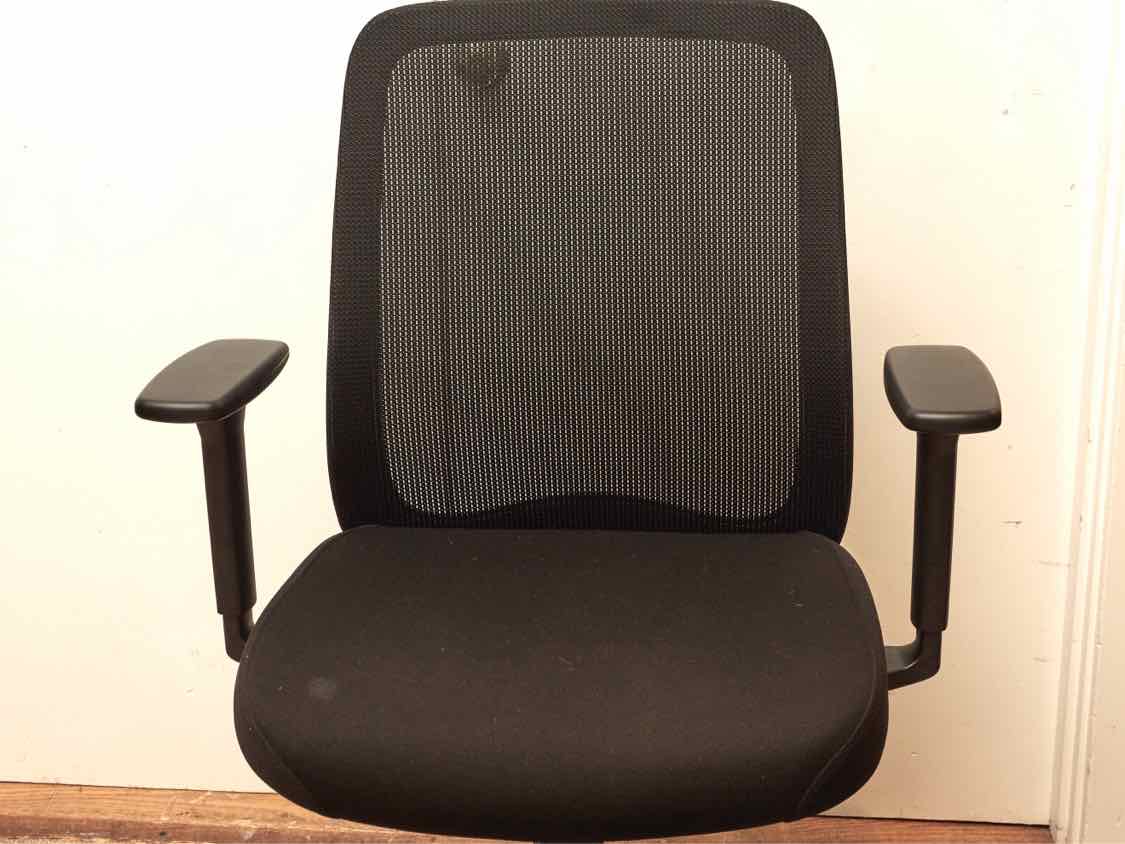Black Arm  Adjustable Seat Height Office  Chair On Wheels