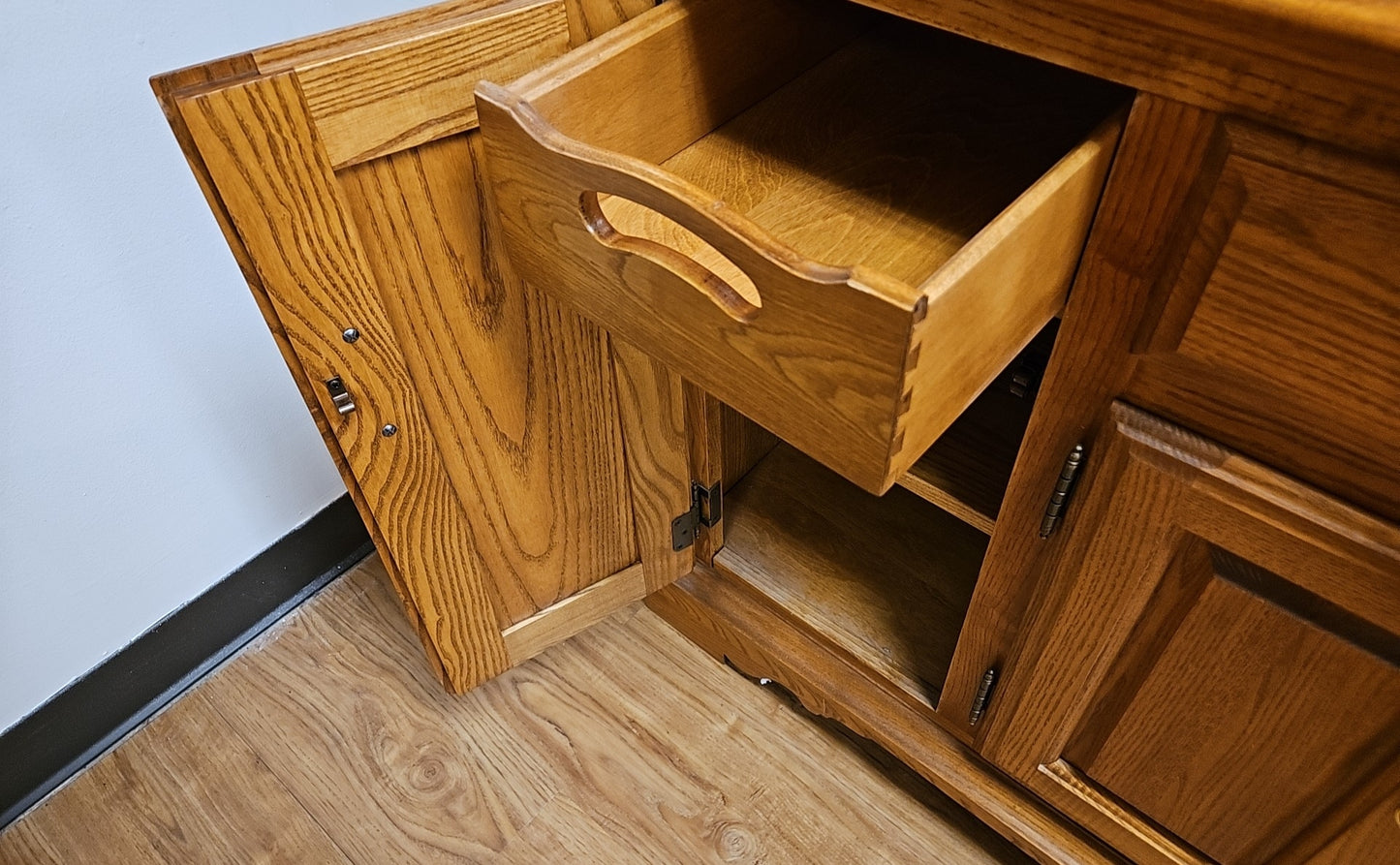 S.Bent & Bros. Ash Server w/ Lighted Hutch
