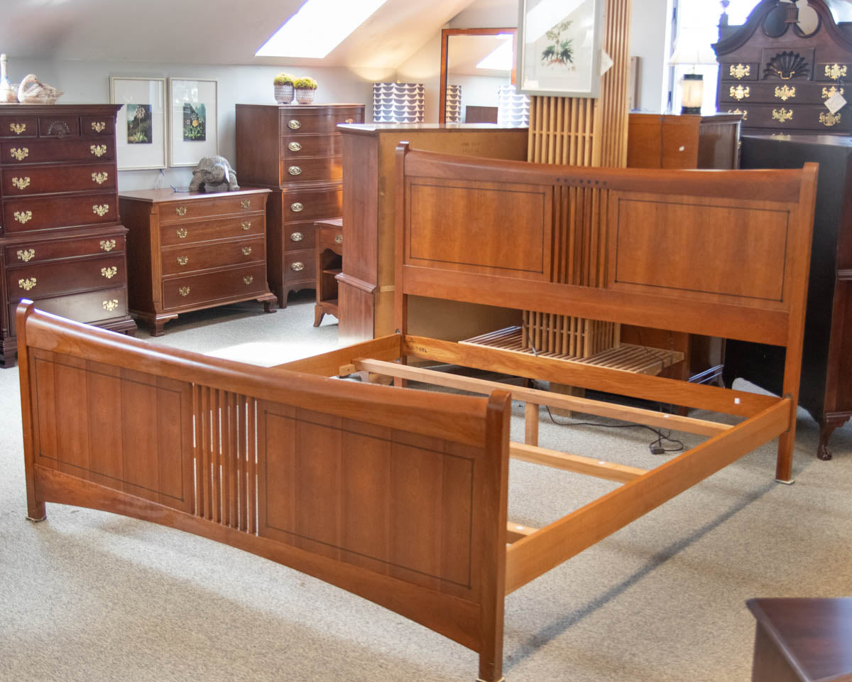 Stickley 'Gramercy Park' Cherry King Bed