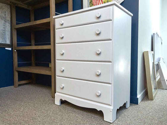 Solid Sugar Maple Chest in Off White Finish
