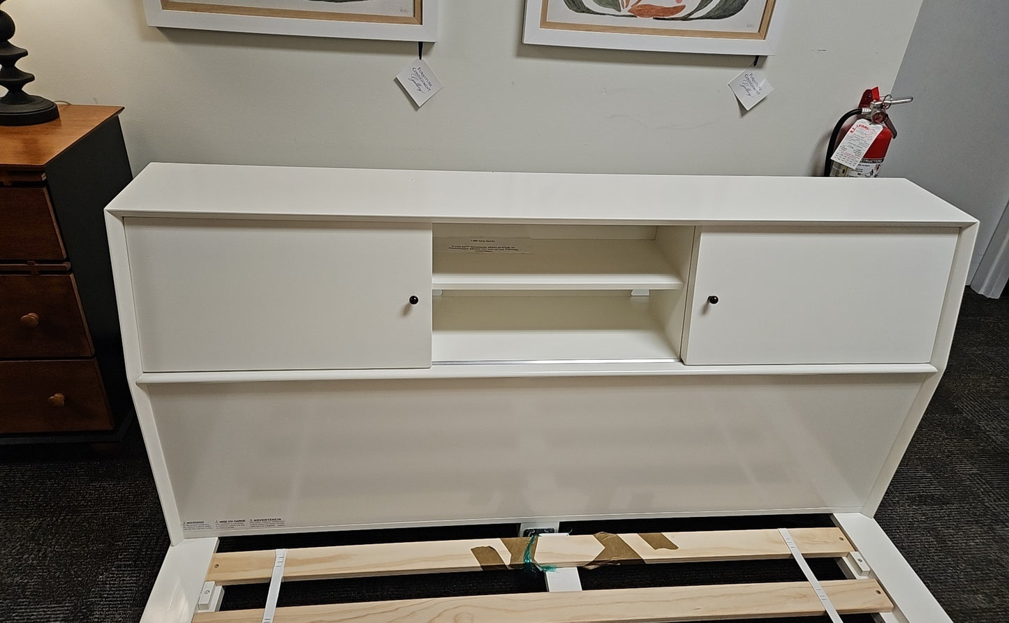 Pottery Barn White Lacquer Queen Bed