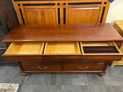 Ethan Allen 'Marques' Dresser
