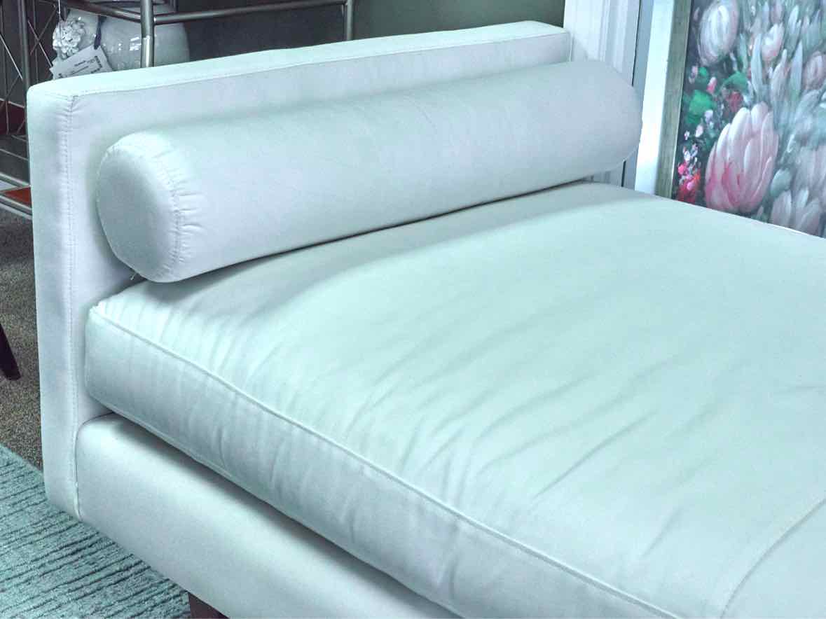 Room & Board 'Jasper' White Bench Cushion Daybed with 2 Bolster Pillows