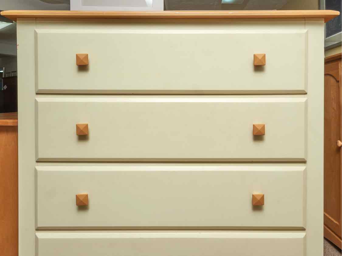 Ethan Allen Maple Top & Cream Finish 5 Drawer Chest
