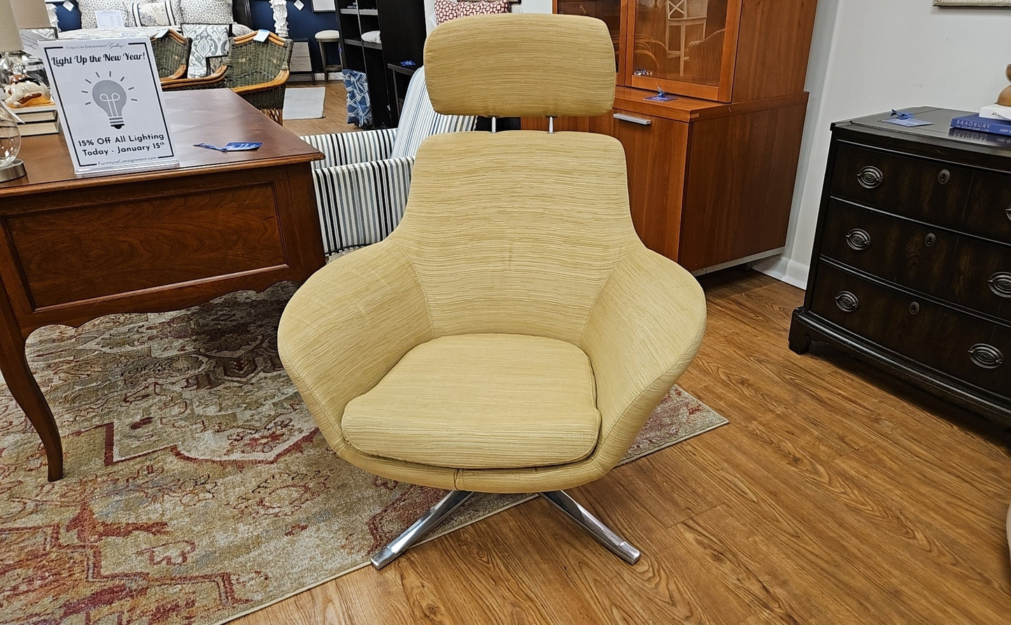 Steelcase "Bob" Lounge Chair in Gold