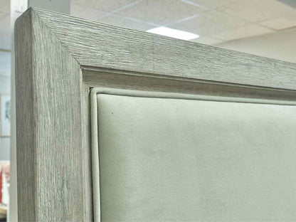 Bassett Savoy Collection King Upholstered Panel Bed