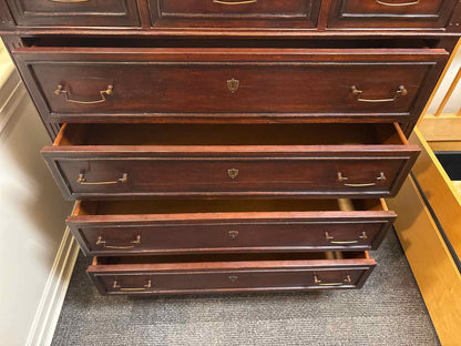 Henredon 'Acquisitions' 7-Drawer Chest