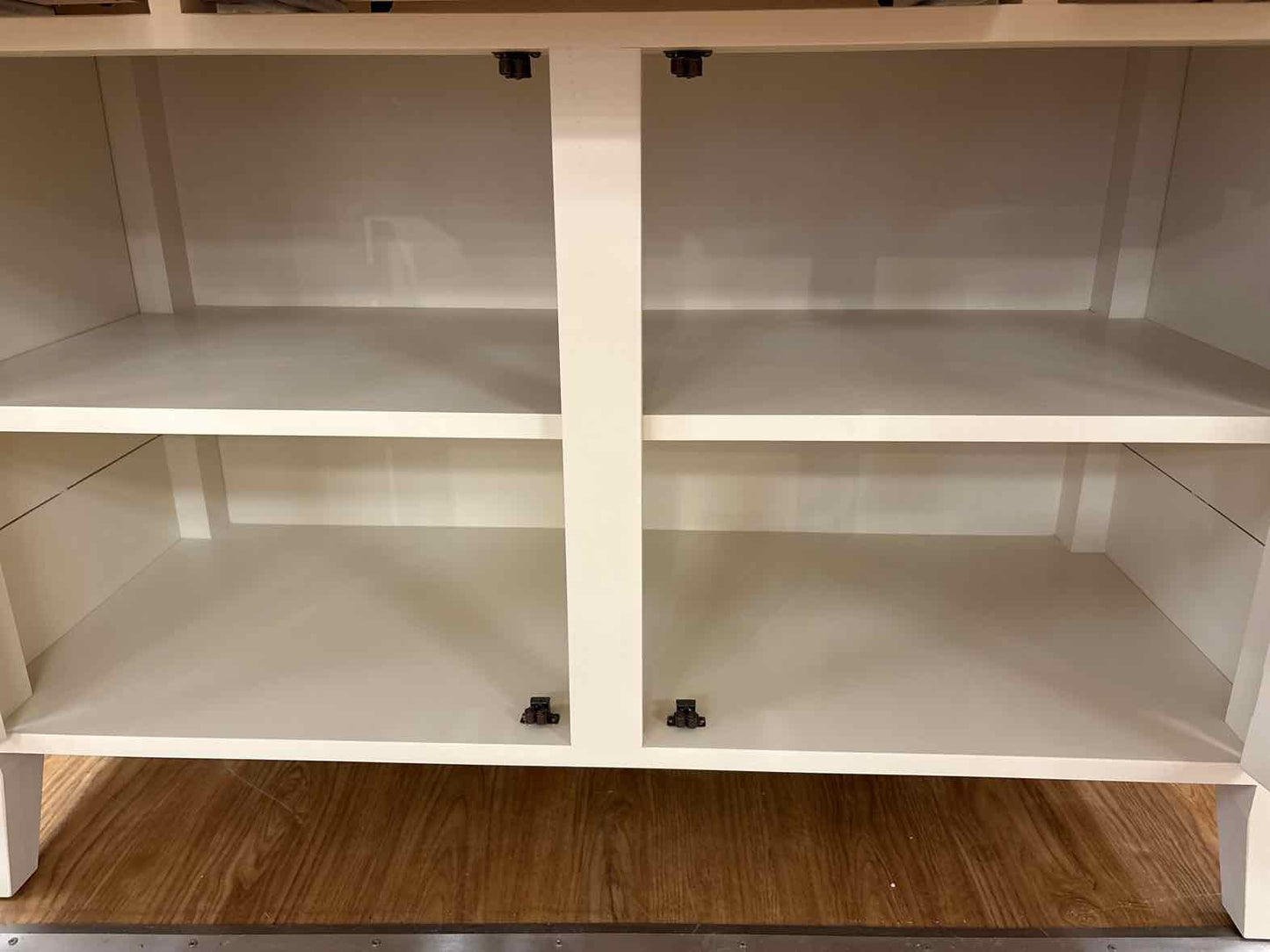 Gat Creek 'Huntington' 3-Drawer Maple Cabinet