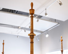 Eldred Wheeler Pencil Post Queen Bed