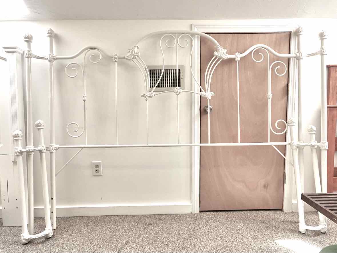 White Iron Frame King Bed