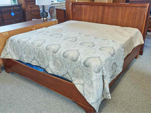 Stanley Cherry King Sleigh Bed