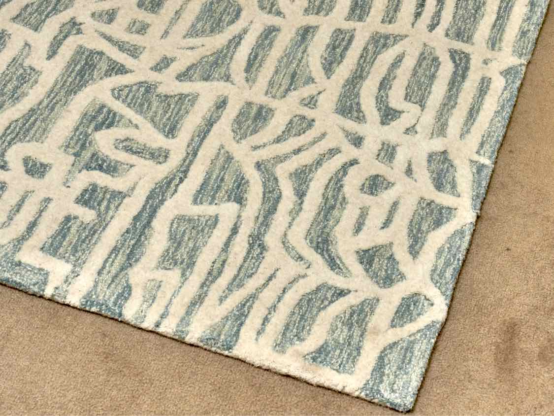 Bashian Rugs  'Berrios' Tufted Wool Teal & Cream Area Rug