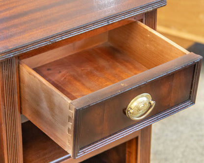 Paine Furniture Single Drawer Nightstand in Mahogany