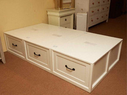 Ivory Finish 6 Drawer Twin Platform