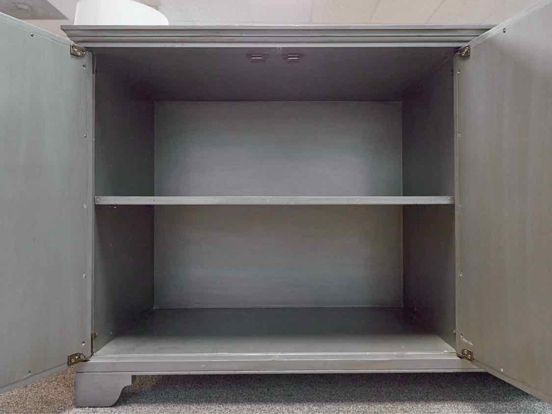 Oly Servers & Sideboards