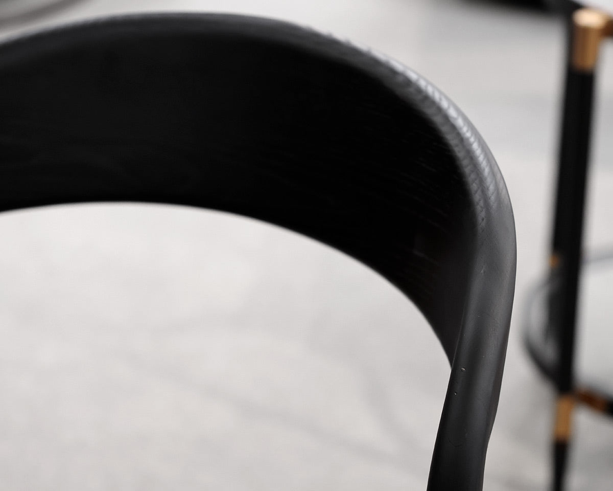 Single Four Hands "Amare" Dining Chair