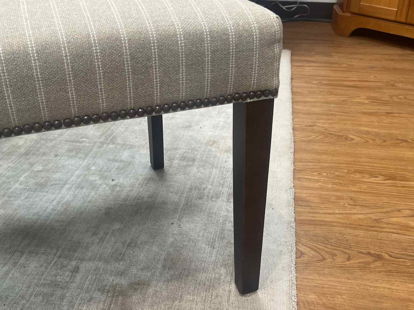 Bassett Set of 6 High Back Dining Chairs