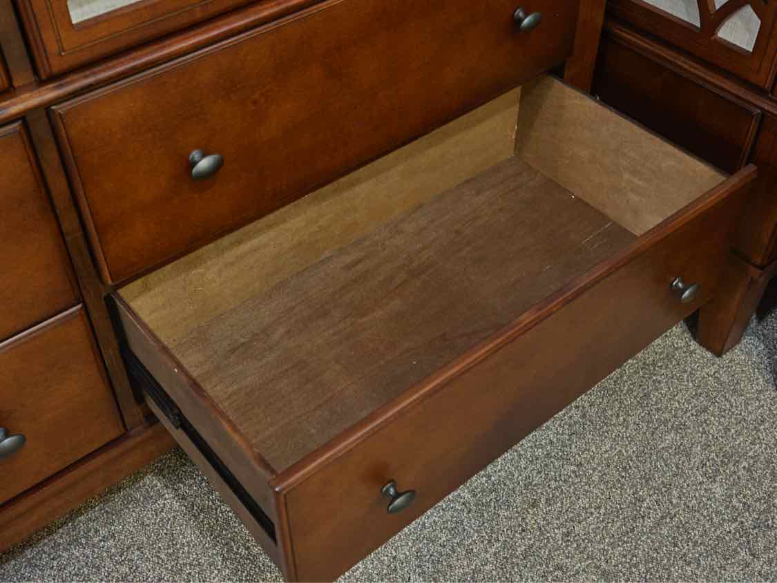 King Size Cherry Stain Bedroom Set