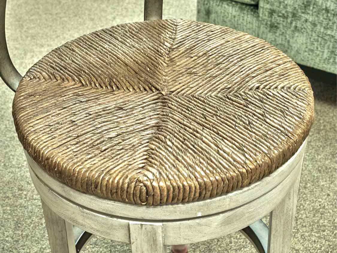 Set of 4 Rustic white  Merrick Swivel Counter Stools