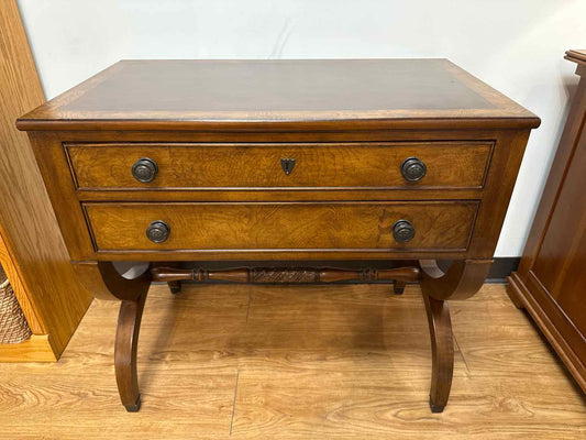 Ethan Allen Newport Collection 'Connolly' Nightstand