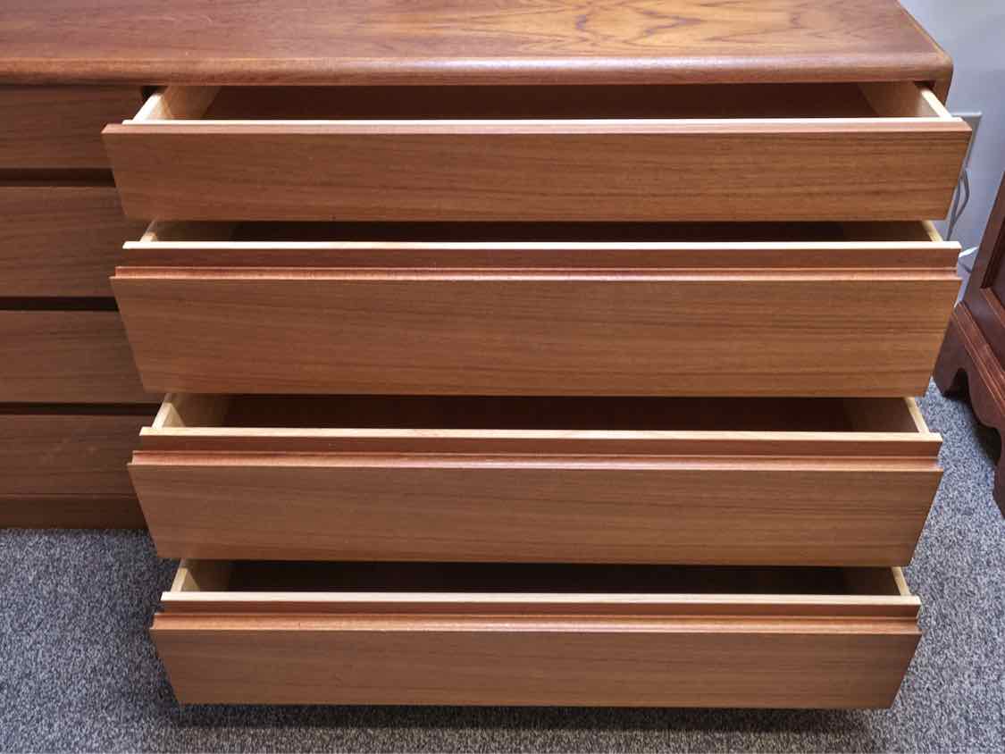 Nordisk Andels-Eksport Mid-Century Modern Style Teak 10-Drawer Dresser