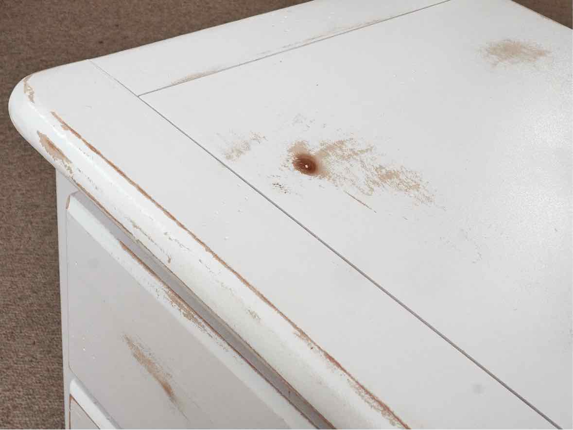 Distressed White Finish Pine 7 Drawer & 1 Door Dresser