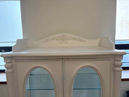 Young American 'Isabella' White Display Cabinet