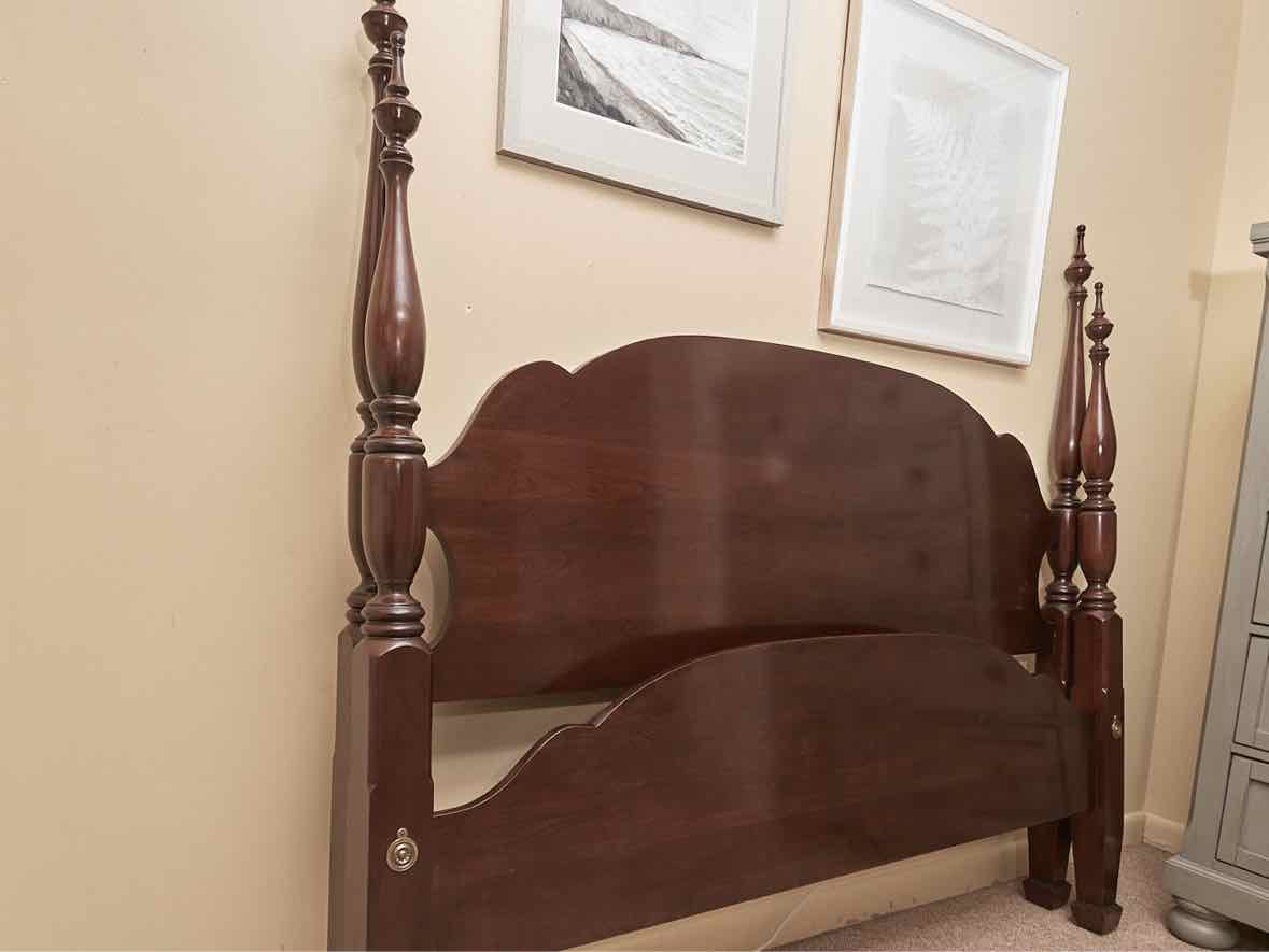Harden Cherry 4 Post  Queen Bed