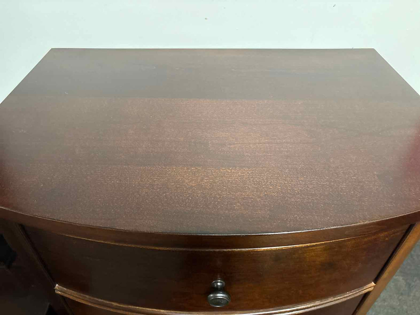 Universal Furniture 6-Drawer Lingerie Chest