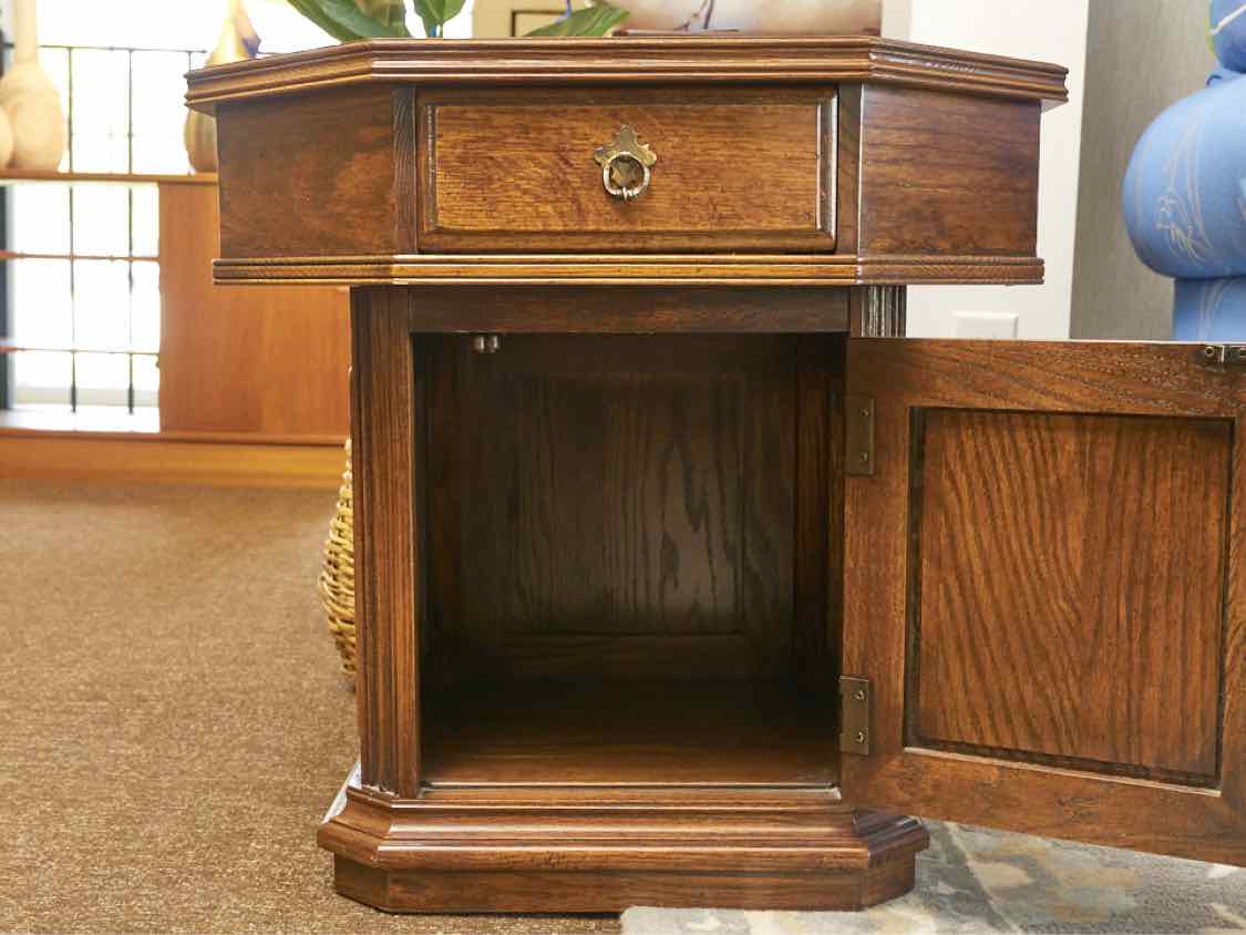Ethan Allen Oak Octagon Shape 1 Drawer 1 Door Side Table