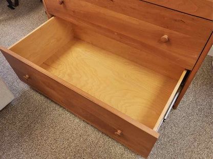 Pompanoosuc Mills Cherry Five Drawer Chest