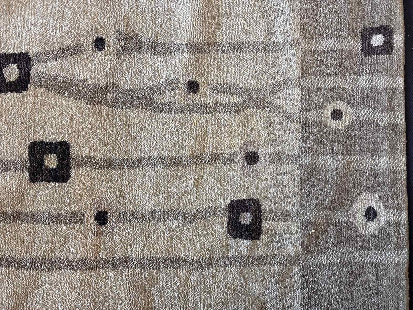 Contemporary Geometric Area Rug