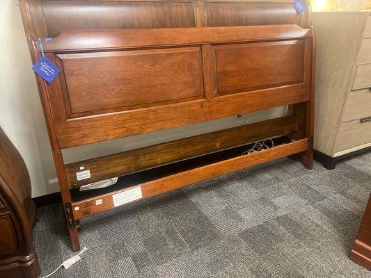 Stickley Mahogany King Panel Bed