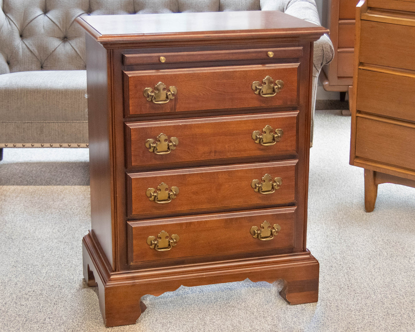 Pair of American Drew 4-Drawer Bedside Chests in Cherry with Brass Pulls