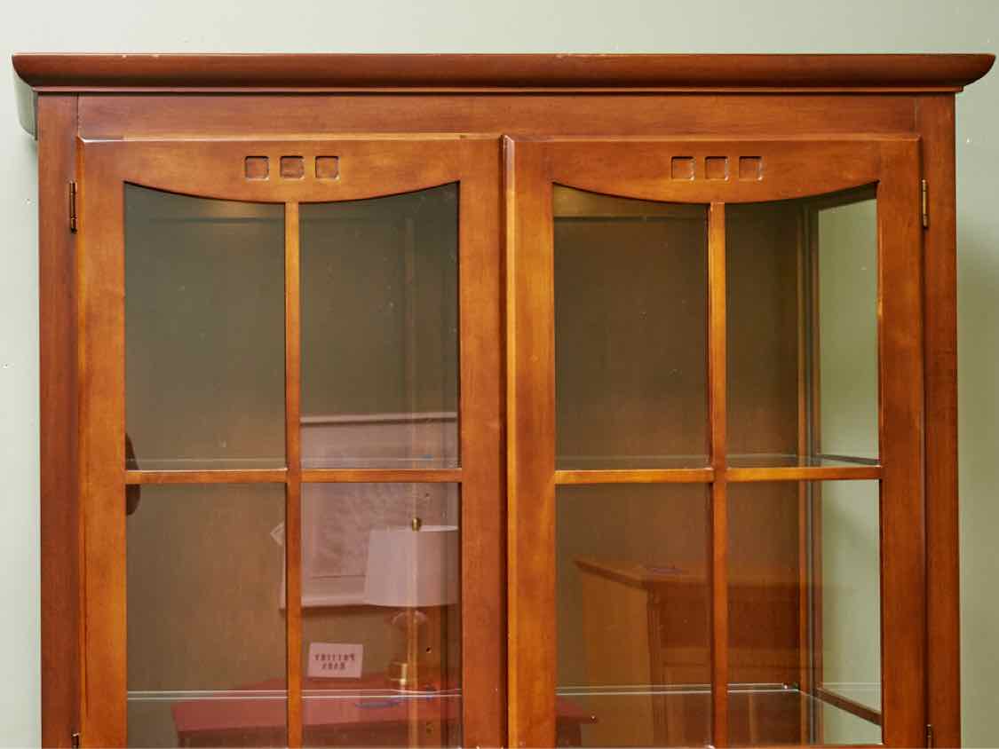 Ethan Allen Cherry 2 Glass Door 3 Glass Shelf 2 Lower Doors  Display Cabinet
