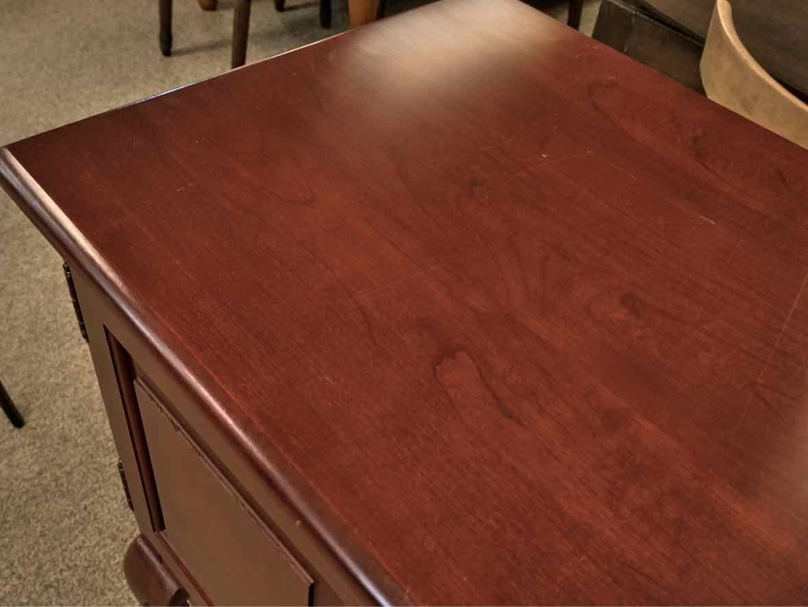 Hitchcock Server in Cherry with 2 Drawers & 3 Drawers