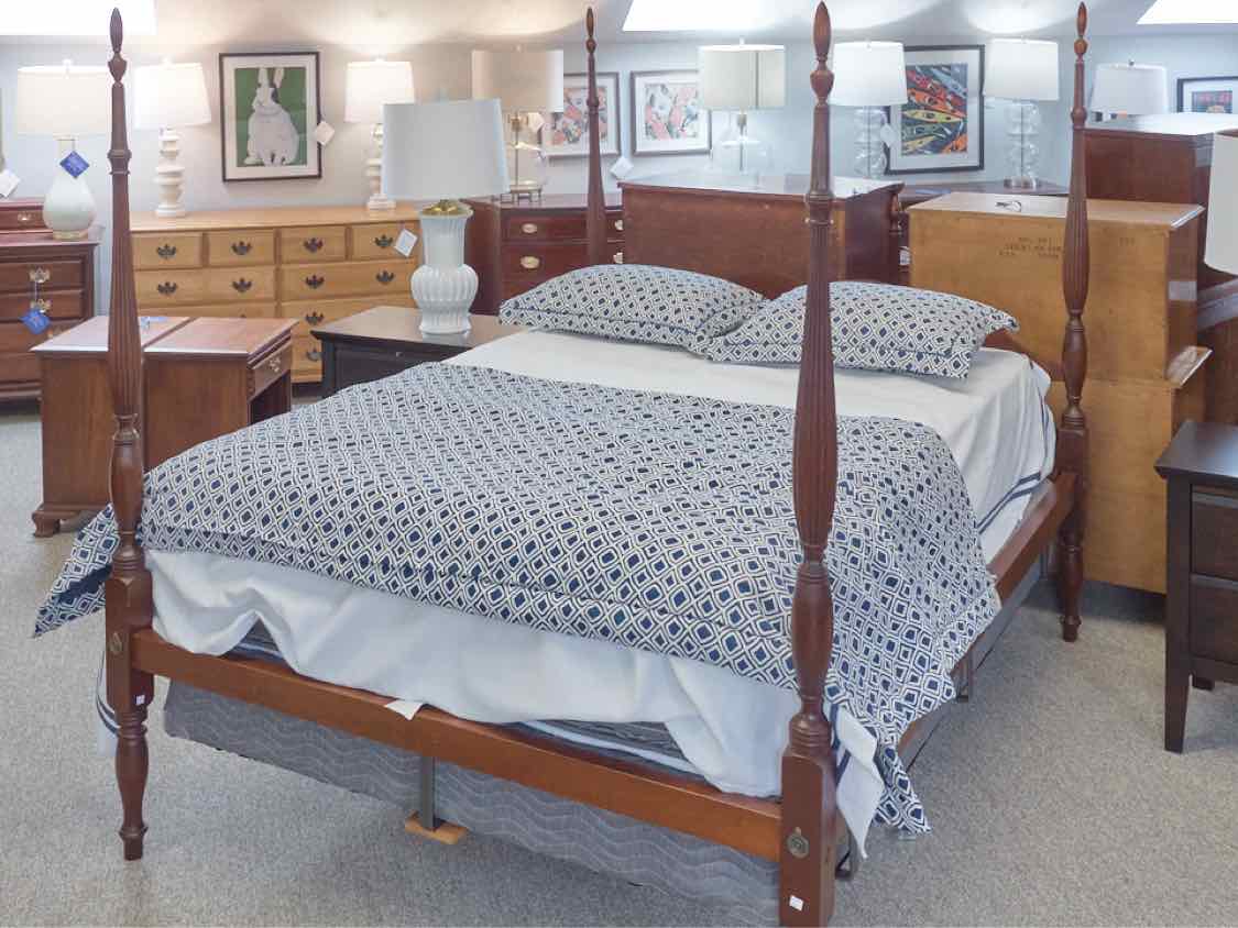 Eldred Wheeler Queen Bed