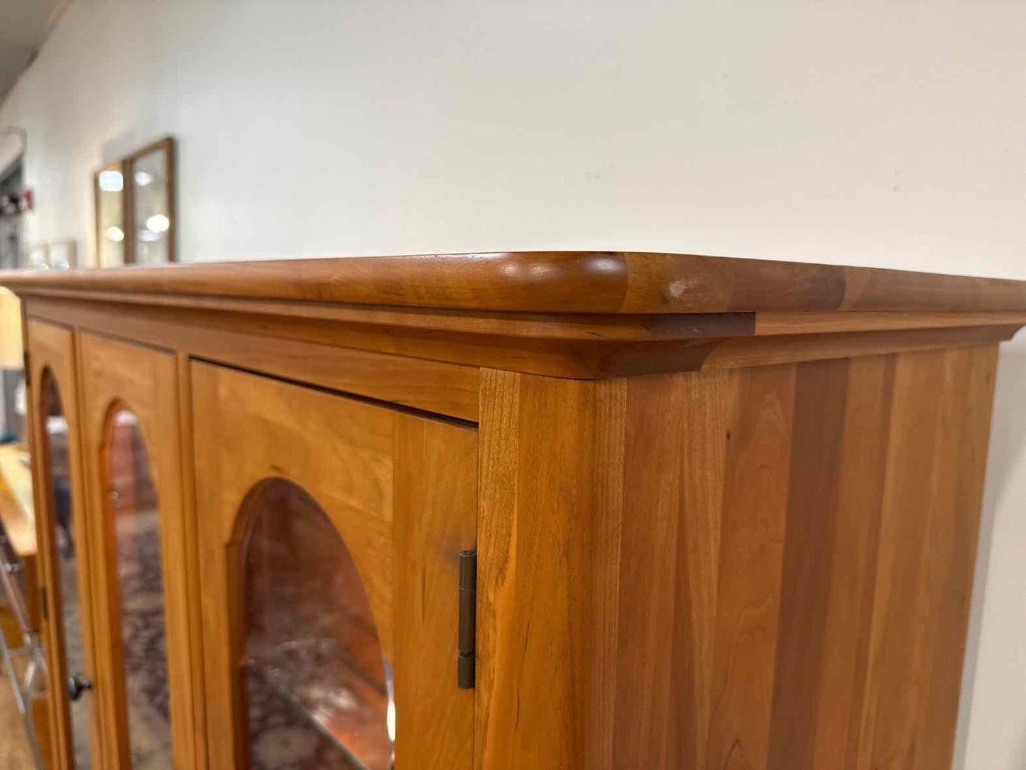Richardson Brothers Lighted Cherry Hutch