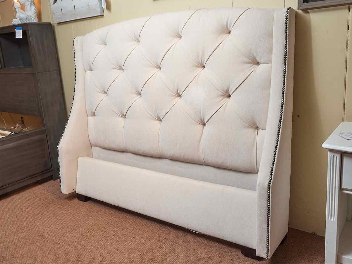 Boston Interiors  Ivory Upholstered Tufted With Nailhead Trim Full Bed