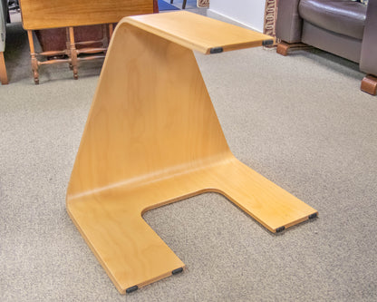 Ekornes Corner Table in Maple