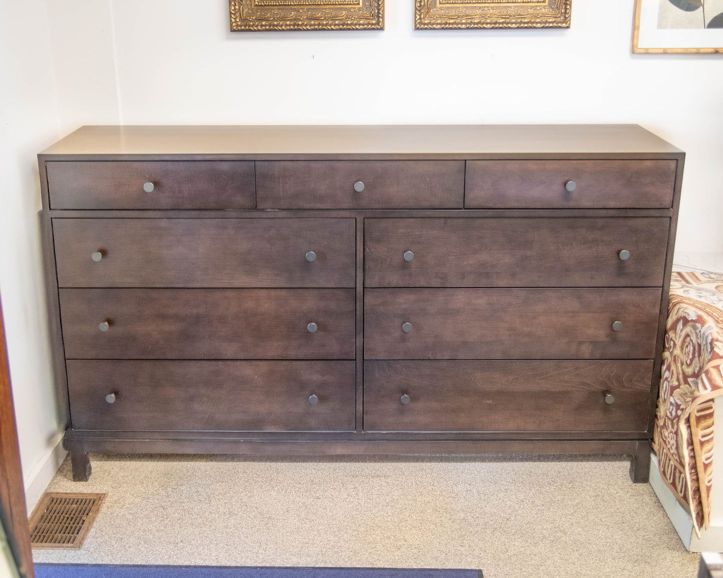Gat Creek Gerard 9-Drawer Dresser in Maple Black Finish with Burnished Pulls