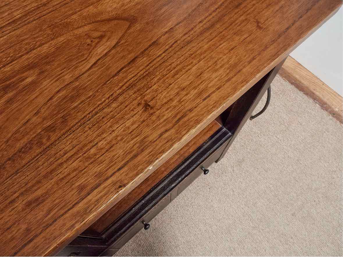 Rustic Amish Oak Top Black Finish 2 Sliding Doors 4 Drawers  Media Furniture