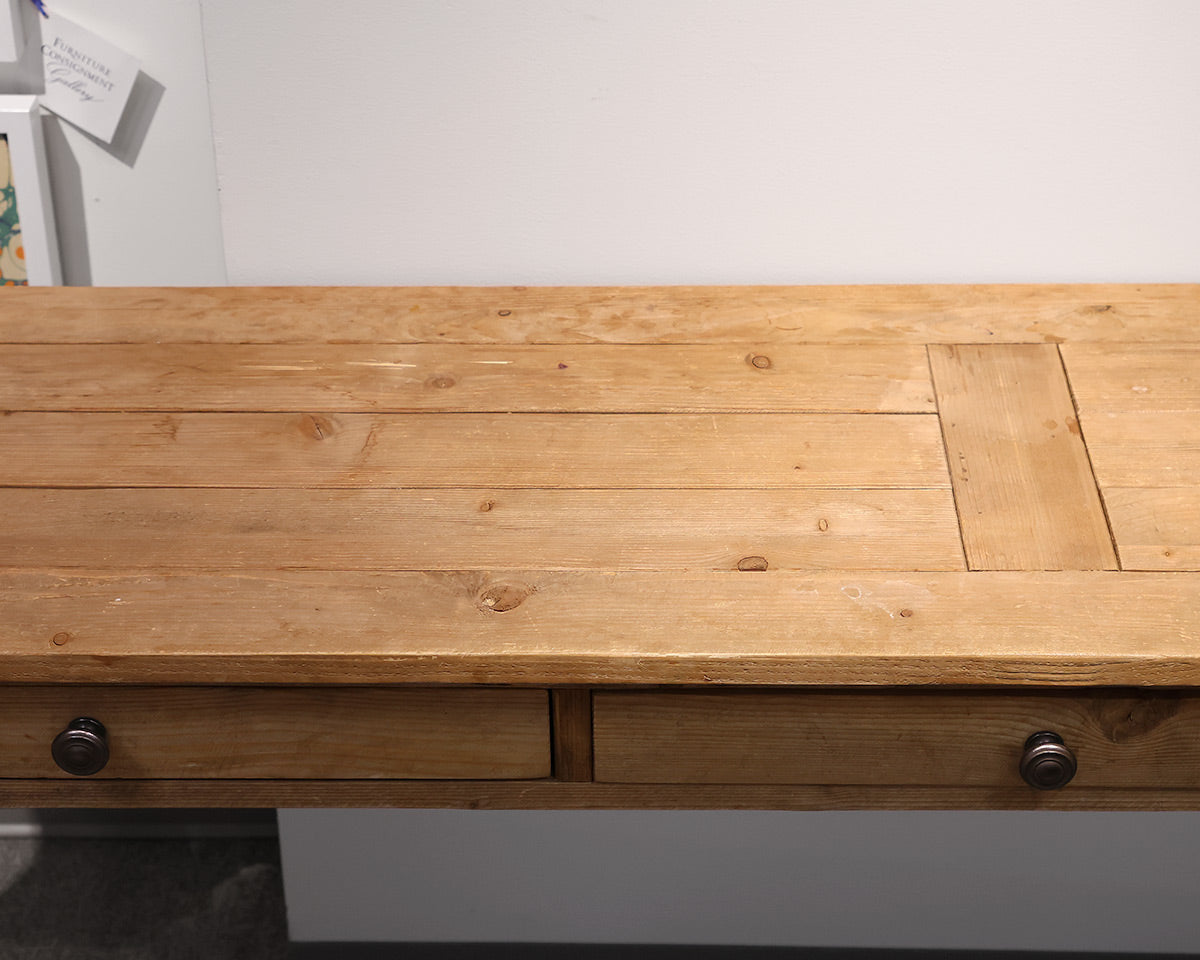 3-Drawer Plank Top Sideboard in Rustic Pine